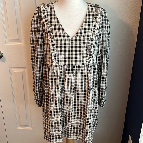 NWOT Andree by Unit - Plaid Ruffled Long Sleeve Dress - Picture 1 of 6